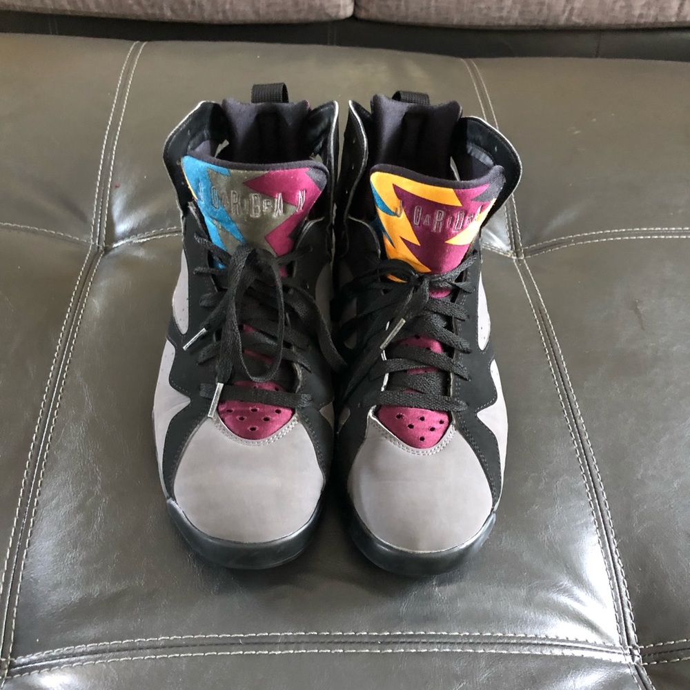 Jordan Retro Bordeaux 7s